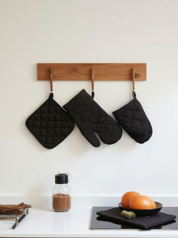 Oven Gloves and Oven Mitts